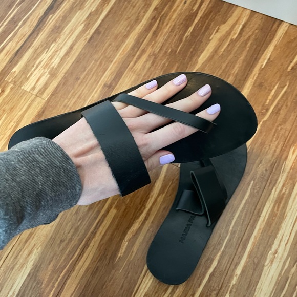 Real leather black flat slip on sandals - Picture 4 of 4